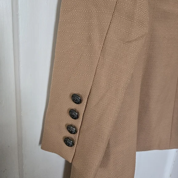 belle & bloom Blazer - Picture 6 of 13